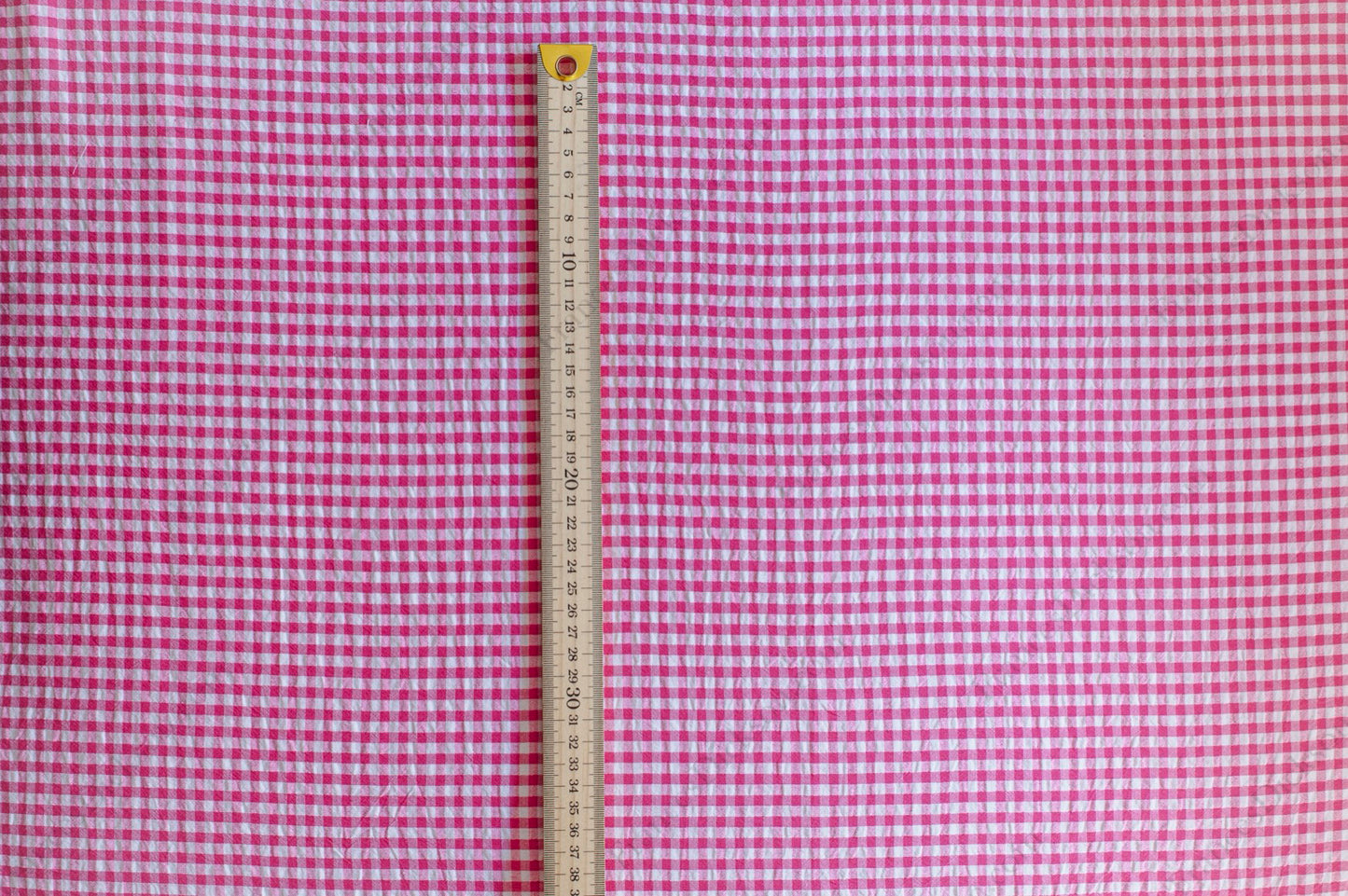 Organic Yarn-Dyed 100% Cotton Gingham Fabric – Fuchsia Seersucker - 01